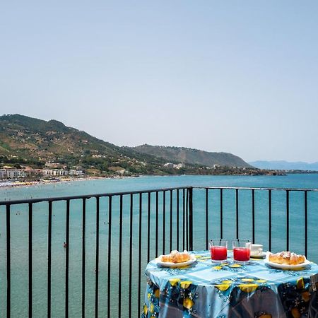 Lavatoioflats Casa Sul Mare E Sul Lavatoio Medievale A Cefalu Cefalù Exterior foto