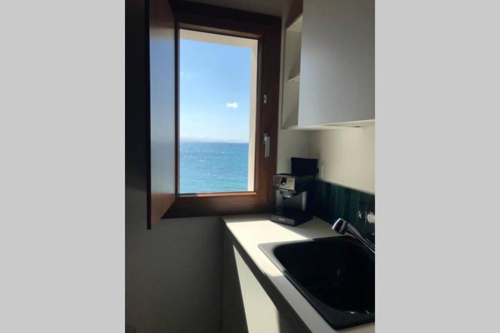 Lavatoioflats Casa Sul Mare E Sul Lavatoio Medievale A Cefalu Cefalù Exterior foto